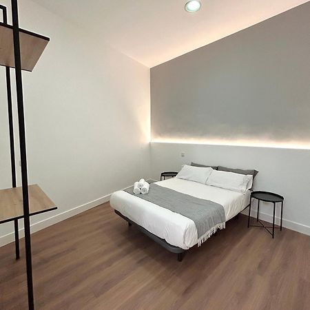 H21 Rooms Madrid Exterior foto