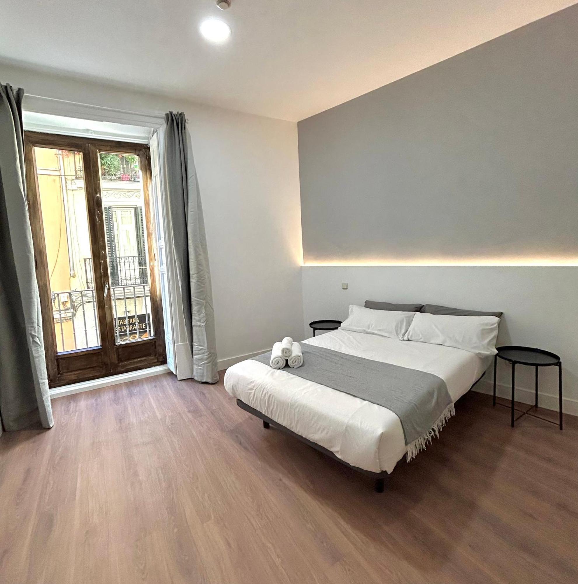 H21 Rooms Madrid Exterior foto