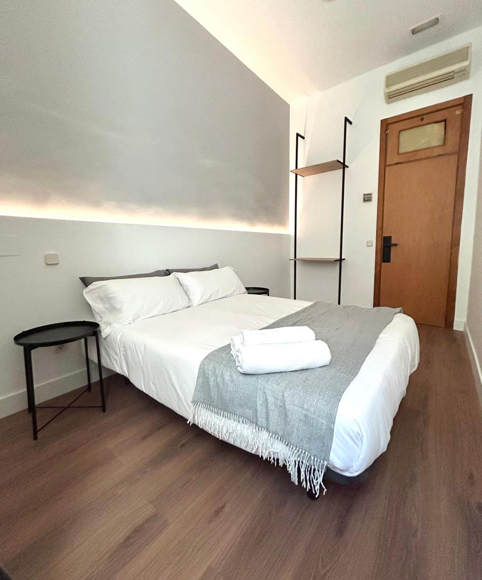 H21 Rooms Madrid Exterior foto